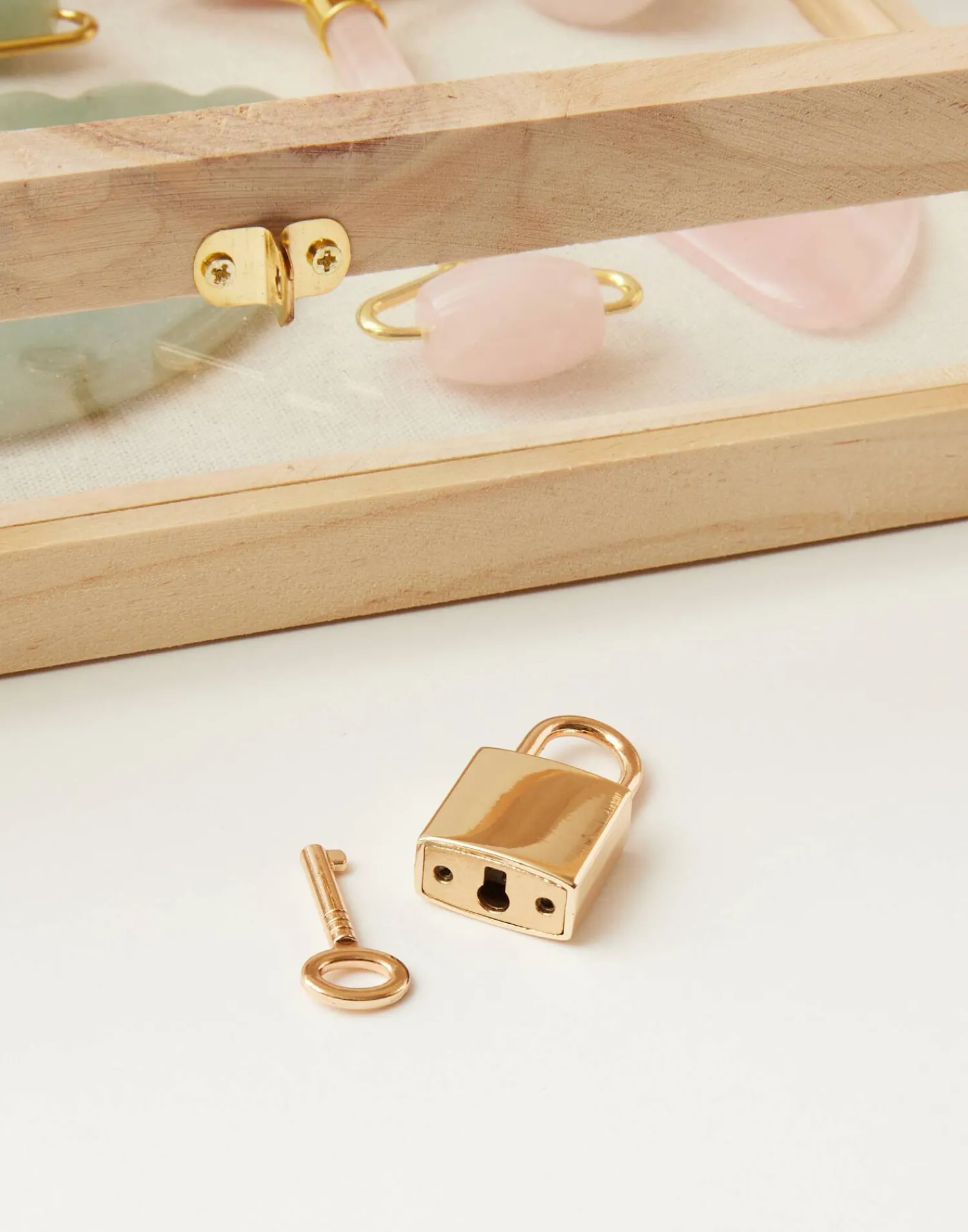 Natura Selection Vitrina Cristal Y Madera Pequeña 144133-NATURAL Hot